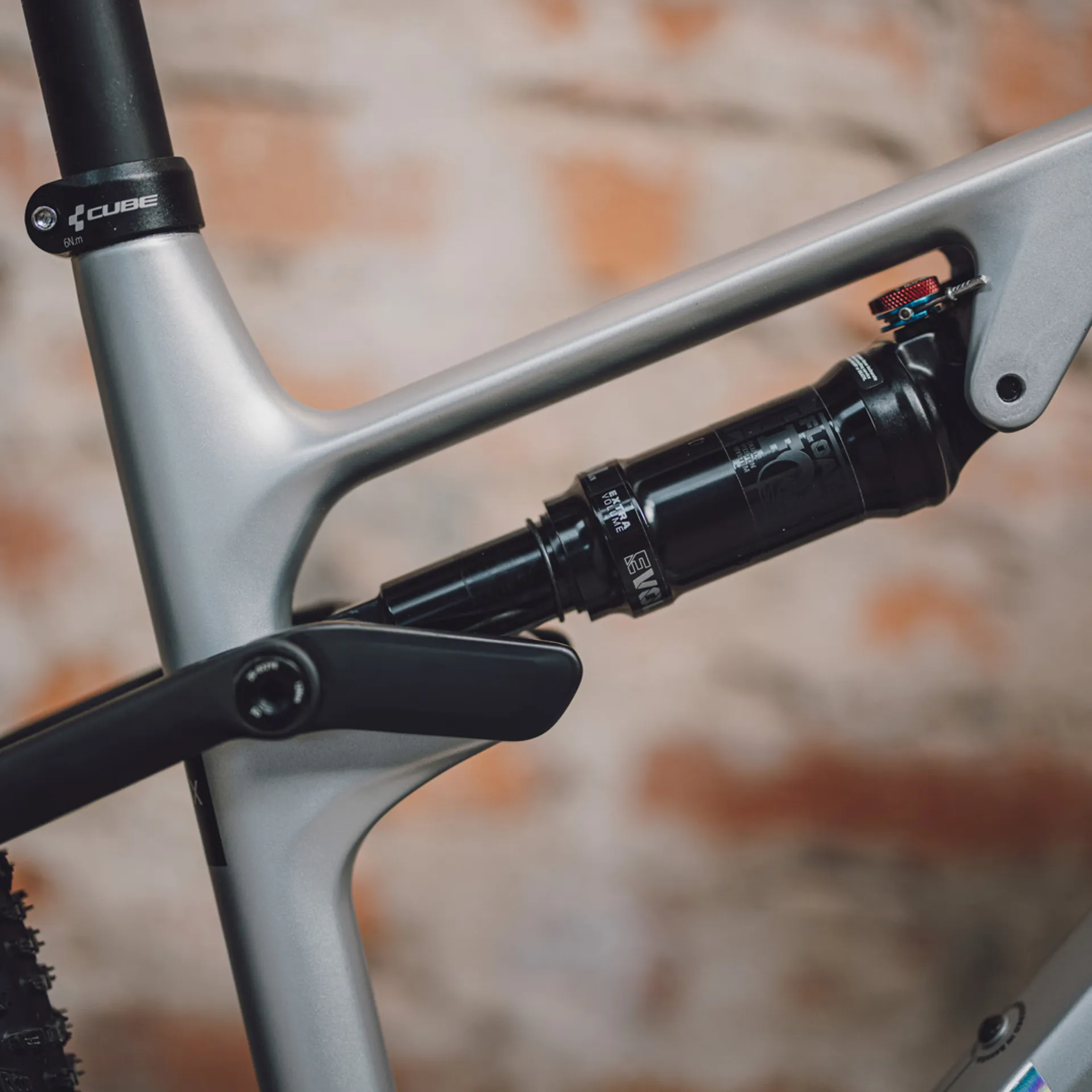 Cube AMS ZERO99 C:68X Race Full Suspension Mountain Bike 2024 Silver 11 Cube AMS ZERO99 C:68X Race Full Suspension Mountain Bike 2024 Silver - Image 9