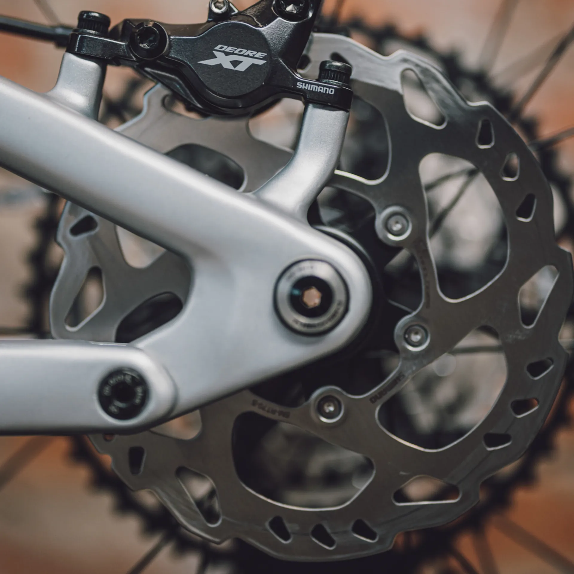 Cube AMS ZERO99 C:68X Race Full Suspension Mountain Bike 2024 Silver 4 Cube AMS ZERO99 C:68X Race Full Suspension Mountain Bike 2024 Silver - Image 2