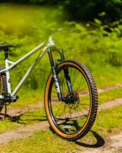 Orange P7 S 29 Hardtail Mountain Bike Smoke White -Cycle Pro Gear A7403894