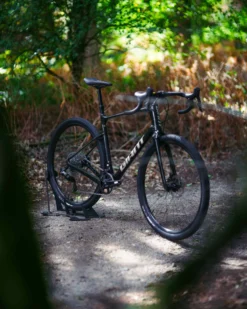 Giant Revolt Advanced 1 ETap AXS Gravel Bike Phantom Green -Cycle Pro Gear A7406582