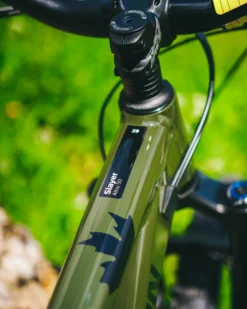 Rocky Mountain Slayer A50 Freeride Mountain Bike 2022 Gold/Green 13 Rocky Mountain Slayer A50 Freeride Mountain Bike 2022 Gold/Green -Cycle Pro Gear DSC01789