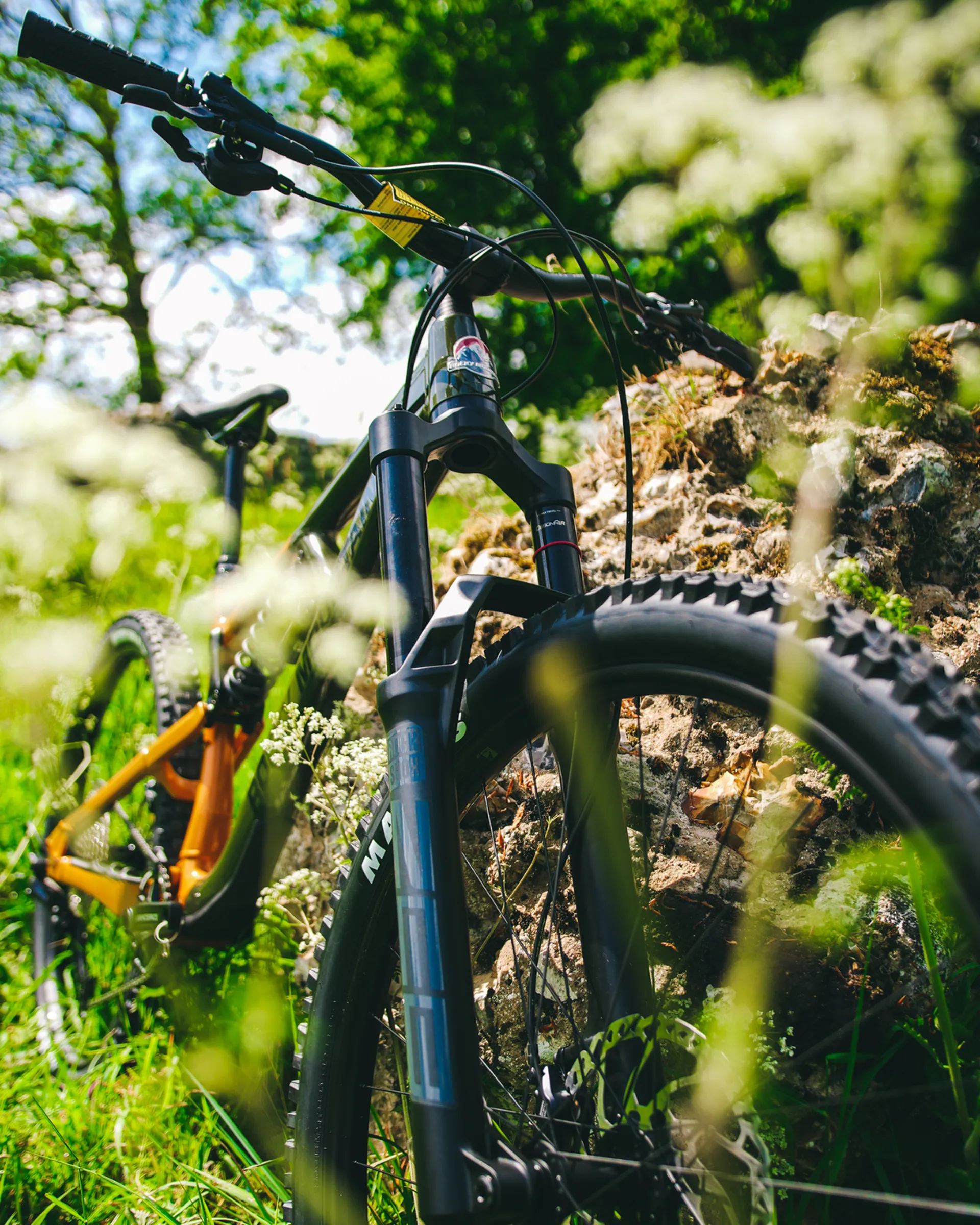 Rocky Mountain Slayer A50 Freeride Mountain Bike 2022 Gold/Green 6 Rocky Mountain Slayer A50 Freeride Mountain Bike 2022 Gold/Green - Image 4