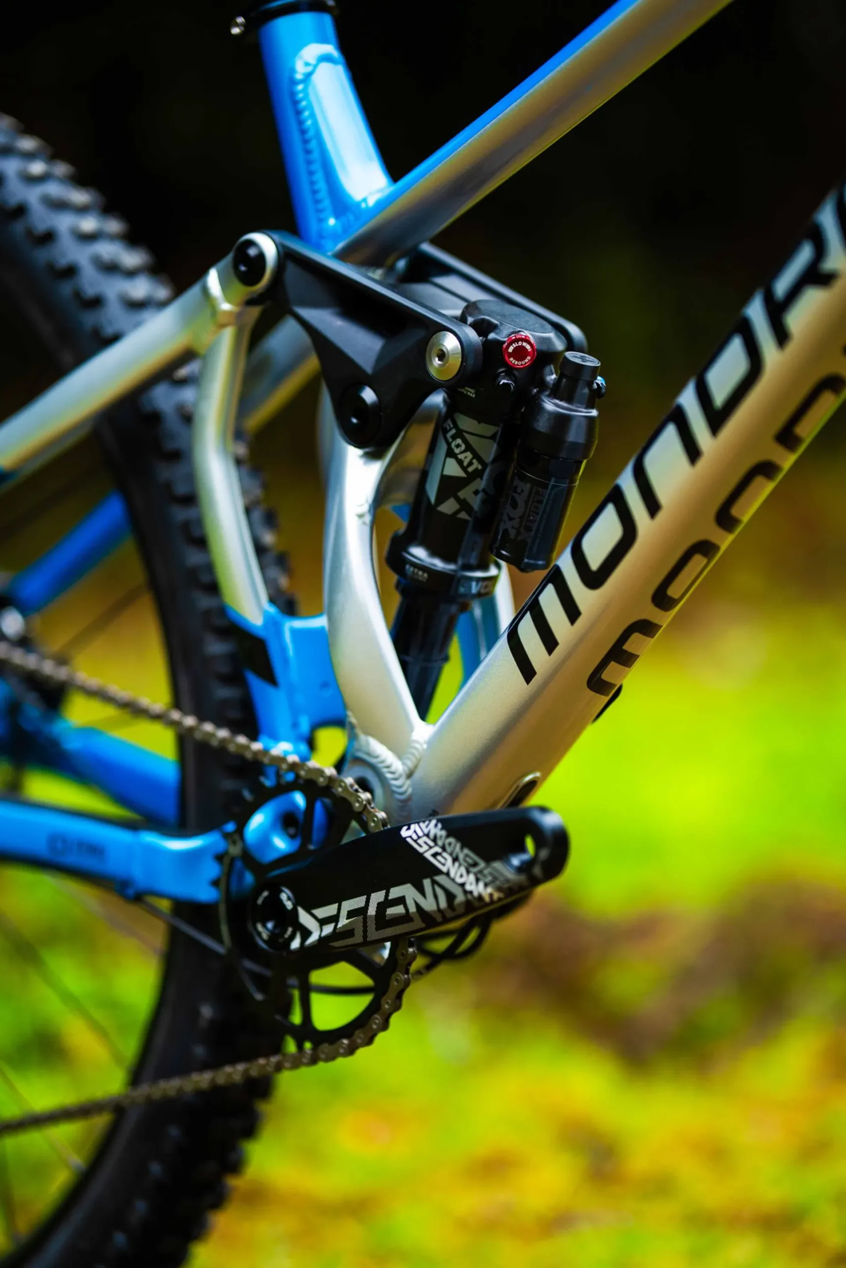 Mondraker Superfoxy Full Suspension Mountain Bike 2023 Silver/Blue 8 Mondraker Superfoxy Full Suspension Mountain Bike 2023 Silver/Blue - Image 6