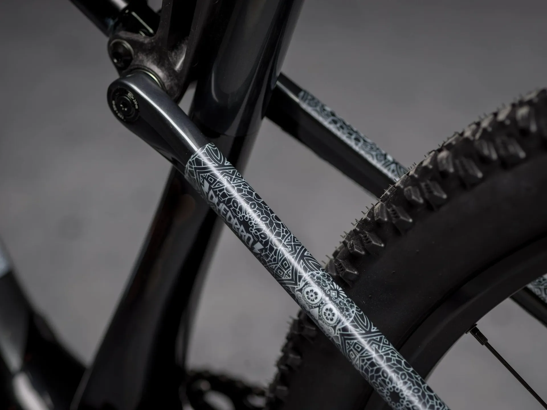 DYEDbro Dia De Muertos White Frame Protection Kit 6 DYEDbro Dia De Muertos White Frame Protection Kit - Image 4