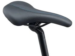 Giant Escape 3 Disc Hybrid Bike Metallic Blue -Cycle Pro Gear MY21 Escape 3 Disc Color B Metallic Blue MTB 6