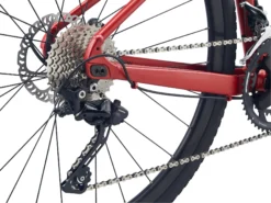 Giant Revolt 1 Adventure Gravel Bike Grenadine Red -Cycle Pro Gear MY22Revolt1 ColorAGrenadine D2