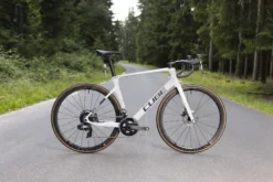 Cube Agree C:62 SL Road Bike Prisma Grey/Carbon -Cycle Pro Gear O 400 61699 578300 O 00