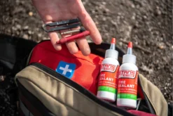 Stans NoTubes The Solution 2oz Sealant Bottle -Cycle Pro Gear stanskit